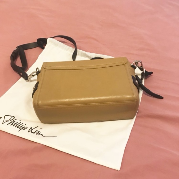 3.1 PHILLIP LIM Bianca Medium Crossbody Bag - Picture 5 of 7